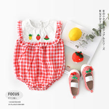 Load image into Gallery viewer, Baby plaid lace sleeves baby triangle romper baby kite clothes
